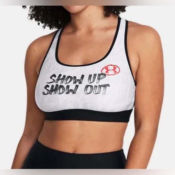 Under Armour Women's Alter Ego
Sports Bra.. - Picture 3 of 7